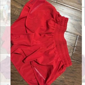 red lululemon hotty hot shorts